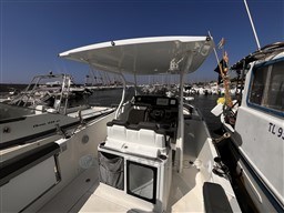 1537e_eufjn_cap_camarat_7.5cc_3.jpg