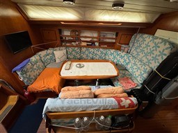 a24f3_m6gpd_voilier_grand_soleil_45_cap_med_23.jpg