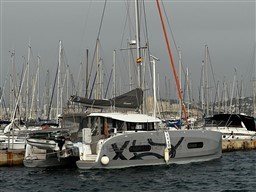 1c1bb_rslns_catamaran_excess_11_cap_med_4.jpg