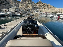 58881_zzoob_master_775_cap-med_9.jpg