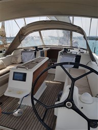 722d9_6iamb_dufour_412_grand_large_cap_med_5.jpg