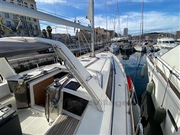 3170b_epbet_beneteau_oceanis_45_cap_med_10.jpg