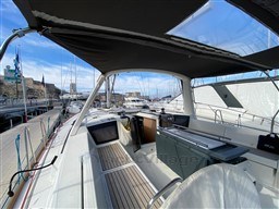 52760_avkmz_beneteau_oceanis_45_cap_med_7.jpg