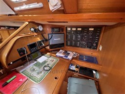 1accb_yon2i_voilier_jeanneau_sun_odyssey_52_2_-_cap-med_20.jpg