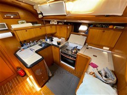 fe774_vsbzm_voilier_jeanneau_sun_odyssey_52_2_-_cap-med_18.jpg