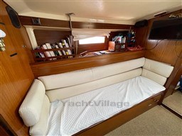 afa2a_v1axh_voilier_dufour_35_-_cap_med_22.jpg