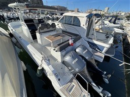 68cee_t0aic_bateau_moteur_jeanneau_cap_camarat_9_0_cc_cap_med_1_1.jpg