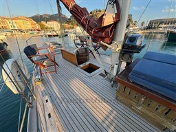 49907_pjxiu_jongert_53_cap_med_16.jpg