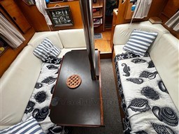 3508e_d9w3x_yachting_france_jouet_940_ms_cap_med_15_4.jpg