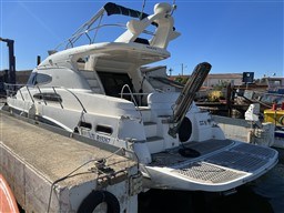 39732_7xxpd_yacht_sealine_t46_cap_med_6.jpg
