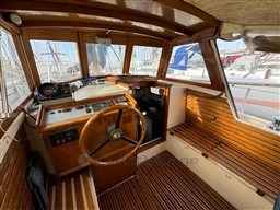 50d67_xgq4h_voilier_acier_housman_tiwas_32_cap_med_9.jpg