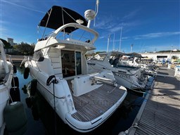 9c6d6_qy0gb_jeanneau_prestige_36_cap_med_2.jpg