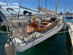 e3ccd_4my2c_voilier_classic_crisman_giraldi_sciarrelli_82_cap_med_8.jpg