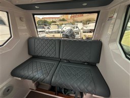 71933_rmedr_axopar_28_cabin_cap_med_19.jpg