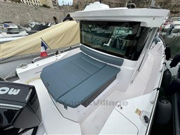 fbc8a_rtqgp_axopar_28_cabin_cap_med_5.jpg