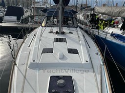 98c12_t5vrd_beneteau_oceanis_41_cap_med_7.jpg