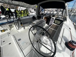 6dab6_amgq1_beneteau_oceanis_41_cap_med_3.jpg