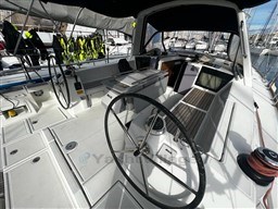 e306d_amgq1_beneteau_oceanis_41_cap_med_3.jpg