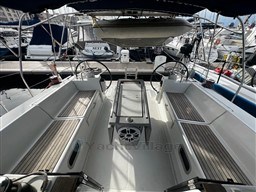 8346a_cxe0t_beneteau_oceanis_41_cap_med_8.jpg