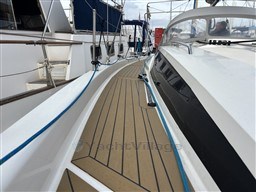 2a3be_zuxik_08_exterieur_passavant_teck.jpg