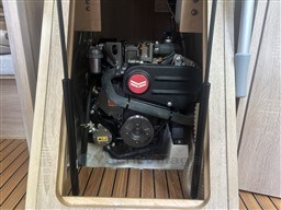 161f8_l82uc_21_technique_moteur_yanmar.jpg