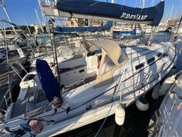 a2308_0lcbv_voilier_dufour_40_cap-med_3.jpg