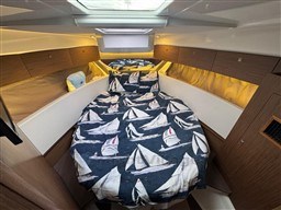 26958_eqkus_jeanneau_merry_fisher_1095_cap_med_17.jpg