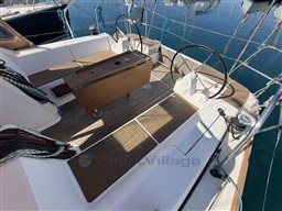 7a4cc_ssmx1_dufour_405_gl_cap_med_8.jpg