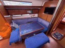 875bd_nwxvb_dufour_405_gl_cap_med_22.jpg