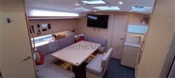 3e944_wgm5q_saloon_1.jpg