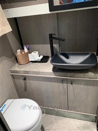 44027_2ykrp_032df60b-e5e6-4e17-8796-c0c89ded01ad.jpg