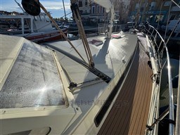 ad70b_0obua_amel_super_maramu_2000_cap_med_12.jpg