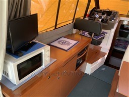 774cc_ifyxg_jeanneau_nc9_9.jpg