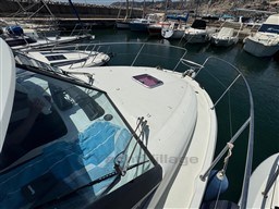 83083_kr27a_beneteau_antares_30_s_cap_med_8.jpg
