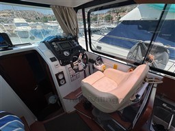 48ae4_fa9nl_beneteau_antares_30_s_cap_med_15.jpg