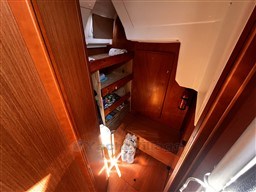 2537b_hvz90_oceanis_35.1_00021.jpg