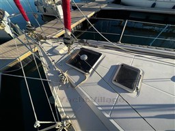 f5afe_01yjr_voilier_jeanneau_sun_kiss_47_cap_med_7.jpg