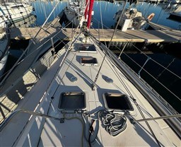 77cf4_9nrmf_voilier_jeanneau_sun_kiss_47_cap_med_6.jpg