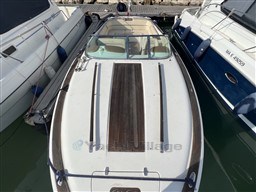 b761e_iwqcc_bateau_moteur_chris_craft_corsair_28_cap_med_7.jpg