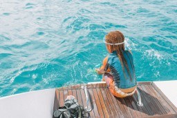 75ed2_vhmva_cap_med_catamaran_bipago30_eclipse_602_27.jpg