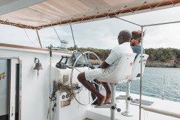 29d1d_cy6wg_cap_med_catamaran_bipago30_eclipse_602_25.jpg