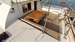 d5473_rb3f5_cap_med_catamaran_bipago30_eclipse_602_2.jpg