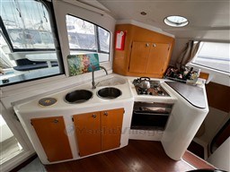 6b4ed_tdcnp_fountaine_pajot_lavezzi_40_cap_med_20.jpg