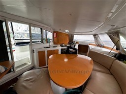 69ee9_yma4g_fountaine_pajot_lavezzi_40_cap_med_21.jpg