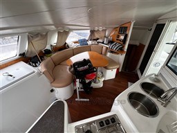 78e09_symcy_fountaine_pajot_lavezzi_40_cap_med_19.jpg