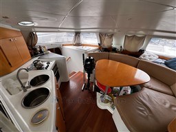 82b1a_vpiux_fountaine_pajot_lavezzi_40_cap_med_18.jpg
