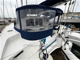 55afb_zcjoe_fountaine_pajot_lavezzi_40_cap_med_7.jpg