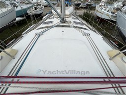 1f8f3_zhldn_beneteau_oceanis_423_clipper_cap_med_12.jpg