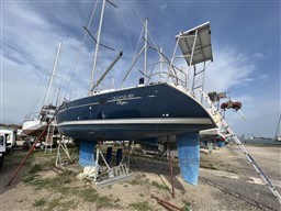 d26de_r3ptm_beneteau_oceanis_423_clipper_cap_med_4.jpg