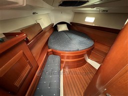 4105c_1l6xa_beneteau_oceanis_423_clipper_cap_med_23.jpg
